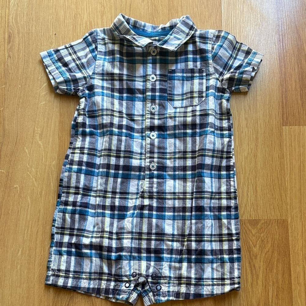 Carter baby boy onesie plaid 24M 2T cute ! Romper clothing